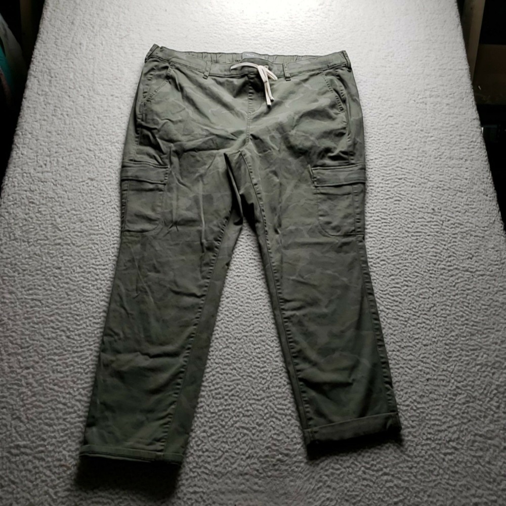 Torrid Cargo Pants Womens 3 Green Twill Cuffed Elastic Waist Stretch Pockets